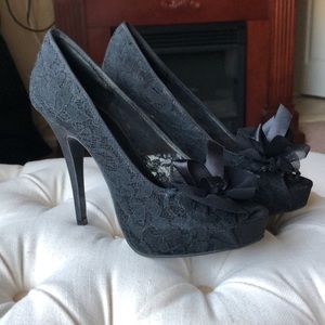 Chinese Laundry Hotline Lace